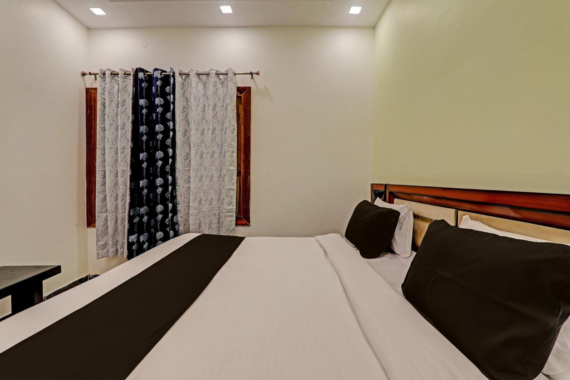 Hotel O Awadh International Bela Pratapgarh Екстериор снимка